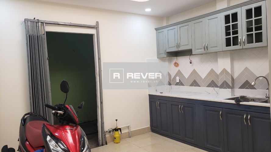  Nhà có 2 mặt tiền hẻm xe ba gác đường Trương Phan Phước, diện tích đất 44.2m2.