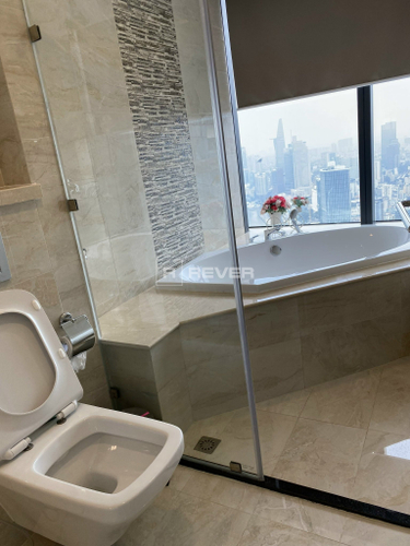  Căn hộ Vinhomes Golden River diện tích 149m²