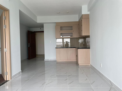 Căn hộ Lovera Vista, Huyện Bình Chánh Căn hộ Lovera Vista tầng 5 ban công rộng rãi, view hướng Đông Nam.