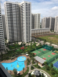  Căn hộ Vinhomes Grand Park hướng ban công tây bắc không có nội thất diện tích 81.5m².