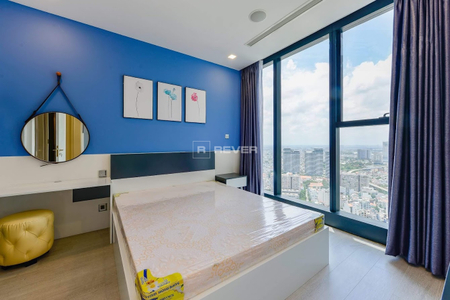  Căn hộ Vinhomes Golden River hướng Đông Bắc, diện tích 487m²