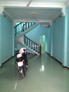 Nhà phố Đường Nguyễn Tư Giản 2 tầng diện tích 80m² hướng tây bắc.