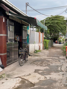 Đất nền Huyện Hóc Môn Đất nền hẻm vào rộng 7m đường Trịnh Thị Miếng, có nhà tạm trên đất.