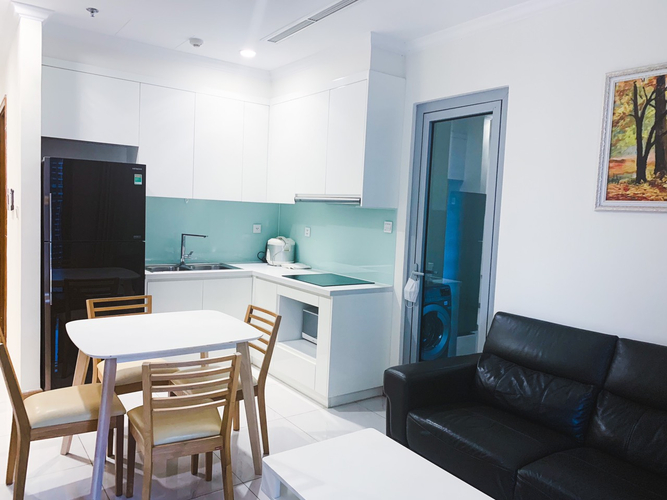 Căn hộ Vinhomes Central Park, Quận Bình Thạnh Căn hộ Vinhomes Central Park tầng 22 thiết kế hiện đại, đầy đủ nội thất.