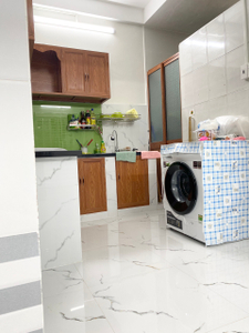 Căn hộ 336/1Bis Phan Văn Trị, Quận Bình Thạnh Căn hộ 336/1Bis Phan Văn Trị tầng thấp tiện di chuyển, nội thất cơ bản.