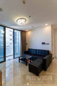 Cho thuê căn hộ 3 phòng ngủ Vinhomes Golden River, diện tích 98m²