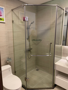 IMG_0750.HEIC Căn hộ Vinhomes Central Park hướng ban công đông nam đầy đủ nội thất, view sông