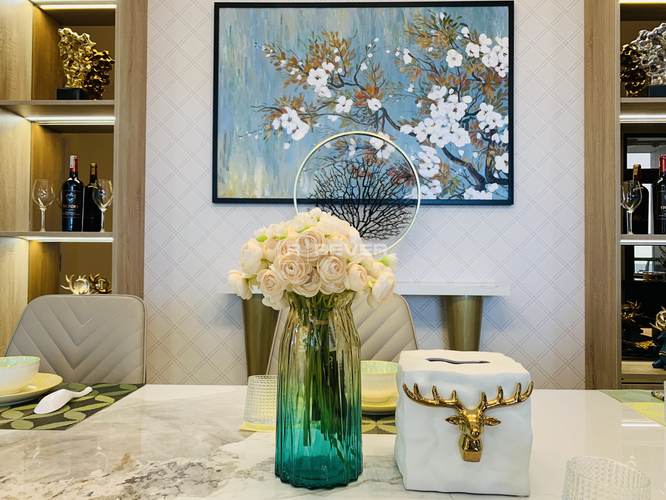  Căn hộ Vinhomes Golden River đầy đủ nội thất diện tích 121.8m²