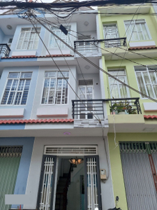 Nhà phố Đường Huỳnh Tấn Phát 3 tầng diện tích 16m² hướng tây nam pháp lý hợp đồng mua bán