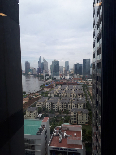  Căn hộ Vinhomes Golden River nội thất cơ bản diện tích 49.5m².