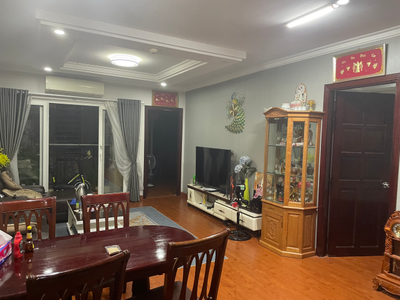 Căn hộ Chung cư Phúc Yên, Quận Tân Bình Căn hộ Chung cư Phúc Yên tầng 12 diện tích 104m2, đầy đủ nội thất.