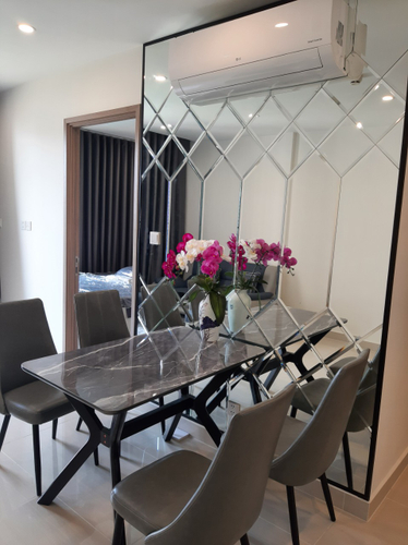  Căn hộ Vinhomes Grand Park hướng ban công đông bắc đầy đủ nội thất diện tích 59m²