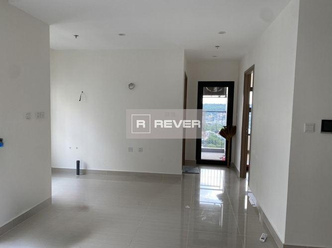  Căn hộ Vinhomes Grand Park tầng cao mát mẻ, nội thất cơ bản.