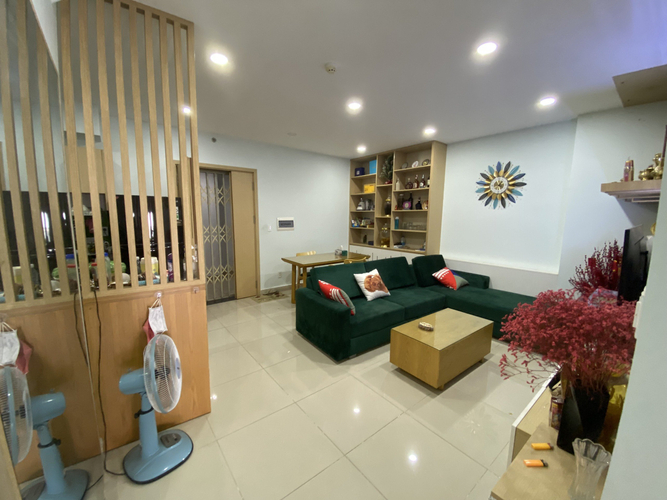 Căn hộ Oriental Plaza, Quận Tân Phú Căn hộ tầng 18 Oriental Plaza diện tích 78m2, đầy đủ nội thất.