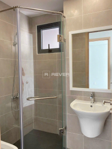  Căn hộ Lovera Vista tầng 11 có 2 phòng ngủ, nội thất cơ bản.