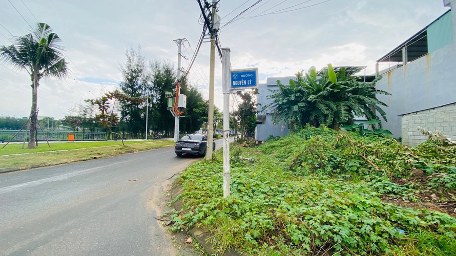  Đất nền Đường Hoàng Sâm diện tích 154.6m² hướng tây pháp lý sổ hồng.