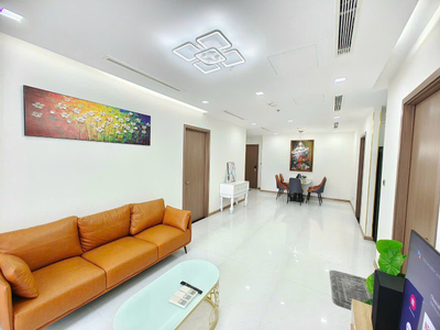 IMG_0036.JPG Căn hộ  Vinhomes Central Park hướng Đông, diện tích 109 m²