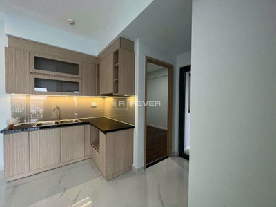  Căn hộ Lovera Vista tầng 11 có 2 phòng ngủ, nội thất cơ bản.