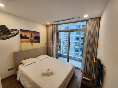 z4509955852432_d0e65e0164756993db7a483446912057.jpg Căn hộ Vinhomes Central Park hướng ban công đông bắc đầy đủ nội thất diện tích 100m²