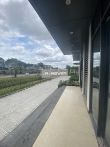  Shop-house Vinhomes Grand Park nhà thô diện tích 35m²