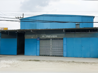 Nhà xưởng kho bãi Đường Trần Đại Nghĩa diện tích 300m² hướng đông bắc.