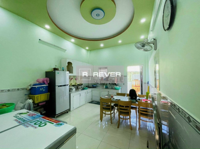 Nhà phố Quận Bình Tân Nhà phố diện tích đất 51.6m2 rộng thoáng, cửa hướng Đông Nam mát mẻ.