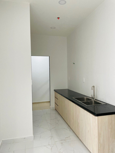  Căn hộ Charm City hướng ban công tây bắc nội thất cơ bản diện tích 70m².