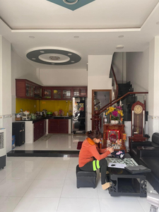 Nhà phố Quận Bình Tân Nhà phố thiết kế 1 trệt, 2 lầu diện tích 41.8m2, khu vực dân cư hiện hữu.