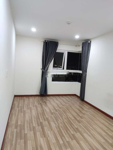 Căn hộ Diamond Riverside, Quận 8 Căn hộ Diamond Riverside tầng thấp tiện di chuyển, không nội thất.