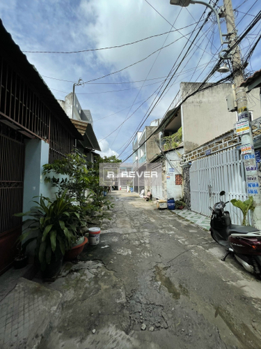  Nhà phố Đường Nguyễn Ánh Thủ 2 tầng diện tích 88m² hướng đông nam pháp lý sổ hồng.