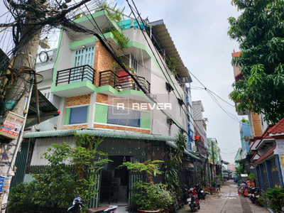  Nhà có 2 mặt tiền đường Số 20, diện tích đất 69m2 rộng thoáng.