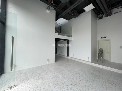  Shop-house Vinhomes Golden River hướng ban công bắc không có nội thất diện tích 184m²