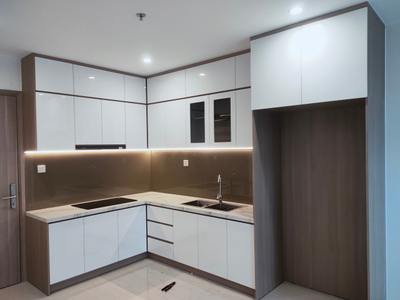  Căn hộ Vinhomes Grand Park hướng ban công tây bắc nội thất cơ bản diện tích 82.3m²