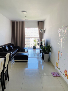 Căn hộ Celadon City Tân Phú Căn hộ Celadon City Tân Phú tầng 10 nội thất đầy đủ, ban công hướng Tây Bắc