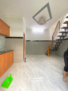 Nhà phố Quận Gò Vấp Nhà phố thiết kế 1 trệt, 2 lầu kiên cố, ngay trường ĐH Công Nghiệp.