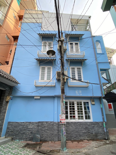  Nhà có 2 mặt tiền hẻm đường Hòa Hảo diện tích 16.9m2, khu dân cư hiện hữu.