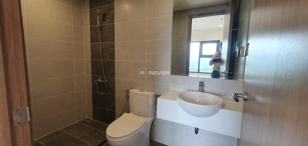  Căn hộ Vinhomes Grand Park hướng ban công tây bắc nội thất cơ bản diện tích 67.8m².