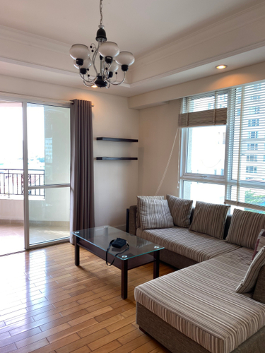  Căn hộ The Manor hướng ban công bắc đầy đủ nội thất diện tích 61m²