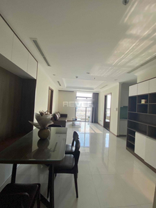 Căn hộ Vinhomes Central Park, Quận Bình Thạnh Căn hộ Vinhomes Central Park tầng 10 view thoáng mát, bàn giao đầy đủ nội thất.