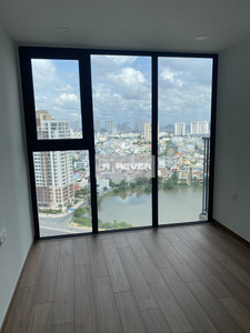  Bán căn hộ 3PN Eco Green Q7  sổ hồng sẵn