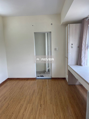 Căn hộ Fuji Residence, Quận 9 Căn hộ Fuji Residence tầng 3 có 1 phòng ngủ, nội thất cơ bản.