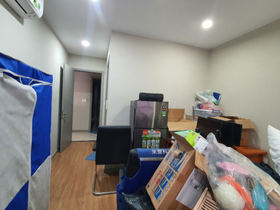 Căn hộ The Gold View, Quận 4 Căn hộ The Gold View tầng 6 diện tích 81.5m2, nội thất cơ bản.