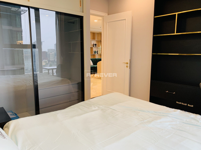  Căn hộ Vinhomes Golden River đầy đủ nội thất diện tích 121.8m²