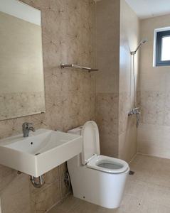 toilet căn hộ ViVa Riverside Căn hộ Viva Riverside tầng 15 thiết kế 3 phòng ngủ, đầy đủ nội thất.