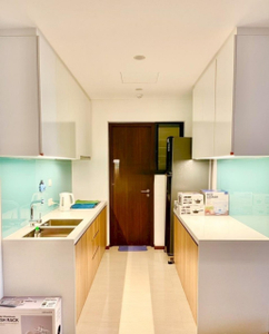 Căn hộ One Verandah, Quận 2 Căn hộ One Verandah tầng cao view đón gió mát, bàn giao đầy đủ nội thất.