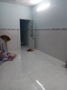 Nhà phố Quận Bình Tân Nhà phố có cửa hướng Đông Nam mát mẻ, diện tích 69.3m2 rộng thoáng.