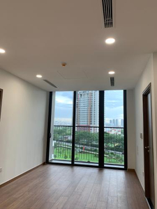 Bán căn hộ Eco Green Q7 diện tích 65.3m2, nội thất cơ bản.