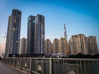  Căn hộ Sunwah Pearl hướng ban công tây nam nội thất cơ bản diện tích 110m²