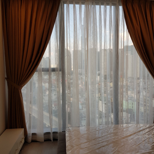 Căn hộ Vinhomes Golden River, Quận 1 Căn hộ Vinhomes Golden River tầng cao view thoáng mát, đầy đủ nội thất.