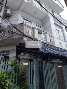 Nhà phố Quận 8 Nhà có 2 mặt tiền hẻm đường Bến Phú Định, diện tích đất 48.4m2 rộng thoáng.